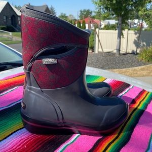 BOGS wet weather boots